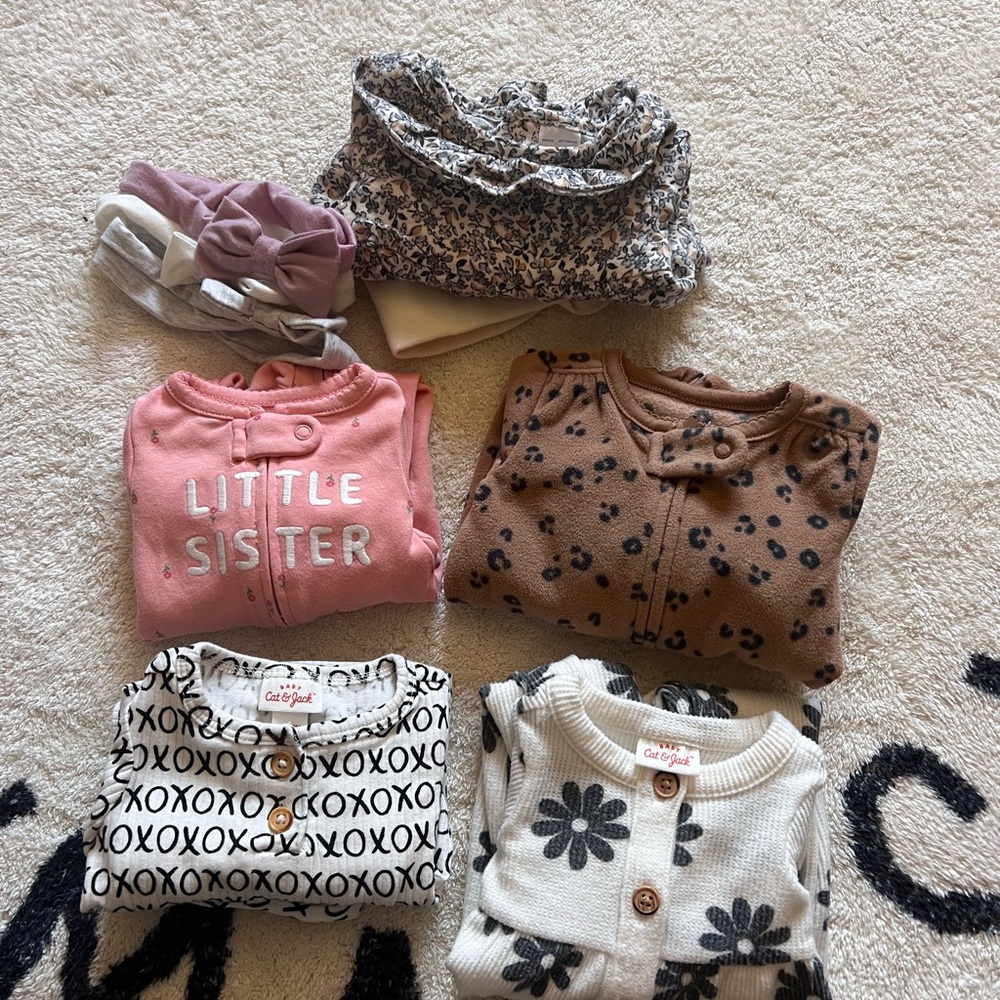 Girls newborn Cat & Jack and Carters clothes NWOT
